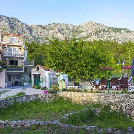 Apartamento Family-friendly With Swimming Pool Gornji Tucepi, - 17686 *