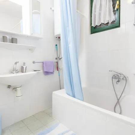 Family Friendly With A Swimming Pool Gornji Tucepi, - 17686