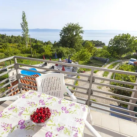 Family Friendly With A Swimming Pool Gornji Tucepi, - 17686 Apartamento *